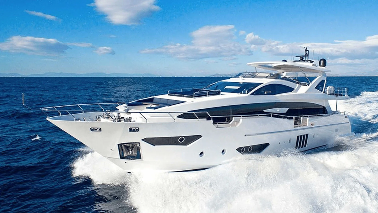2018 Azimut Grande 30 Metri