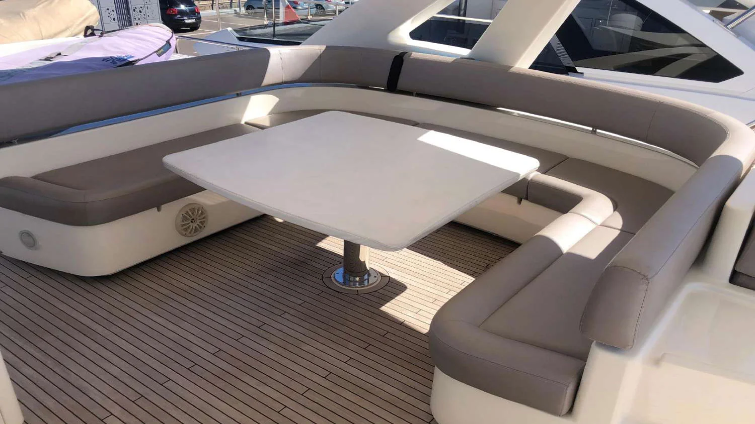 2015 Ferretti 800 HT