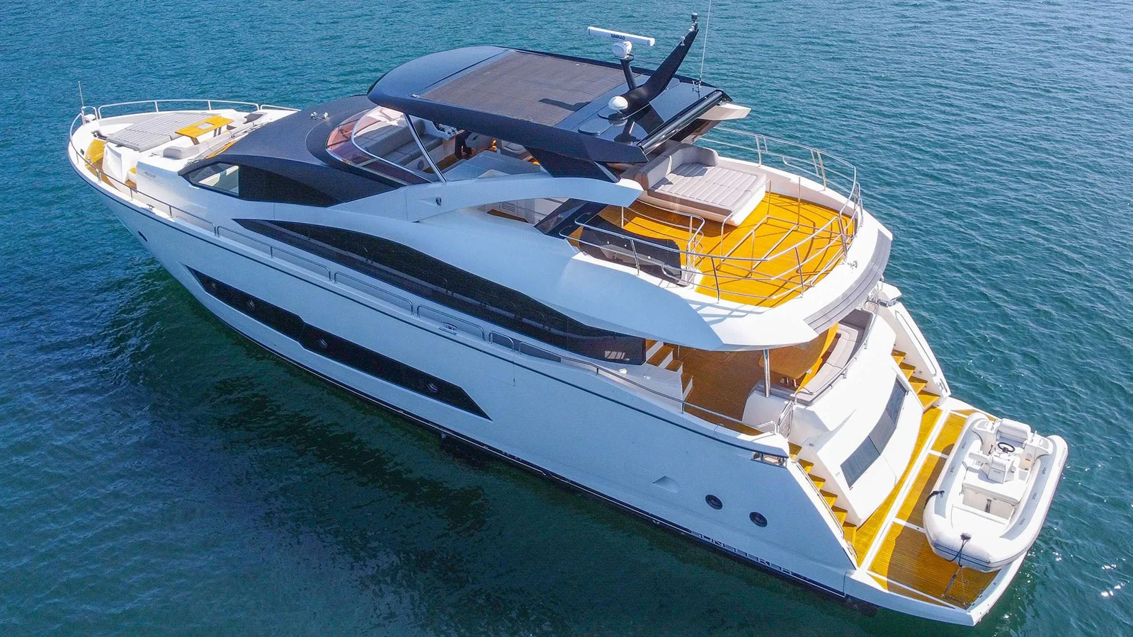 2016 Sunseeker 86 Yacht