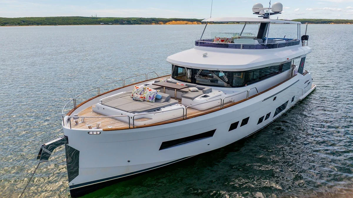 2019 Sirena 64