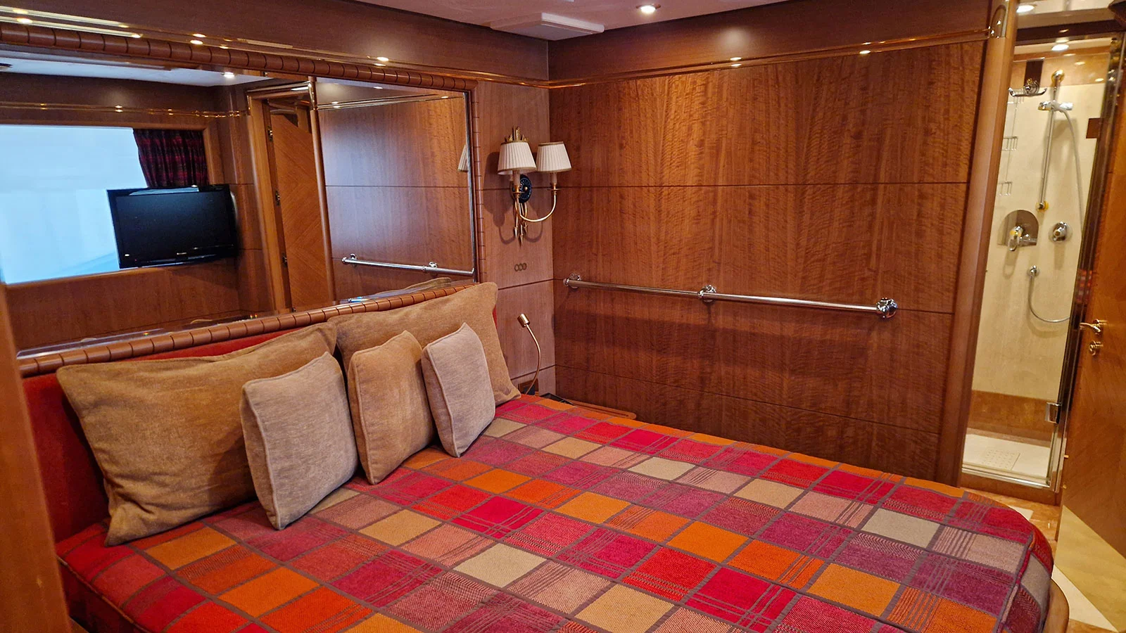 2010 Benetti Vision 145