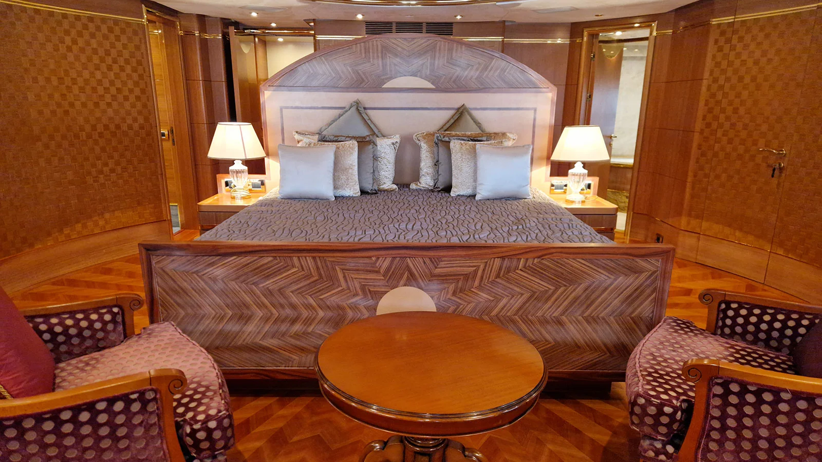 2010 Benetti Vision 145