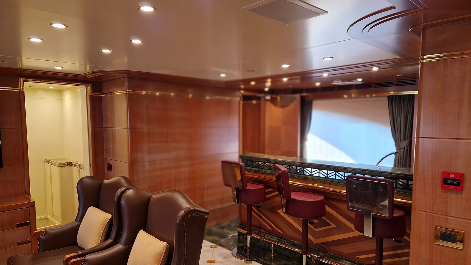 2010 Benetti Vision 145