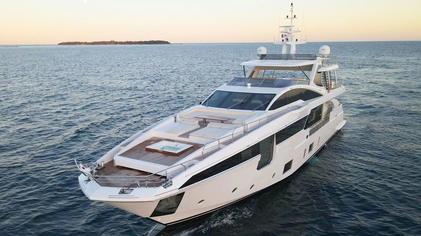 2017 Azimut Grande 35M