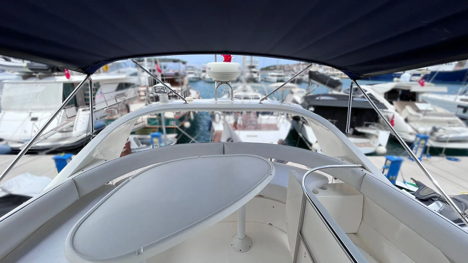 2001 Fairline Phantom 46