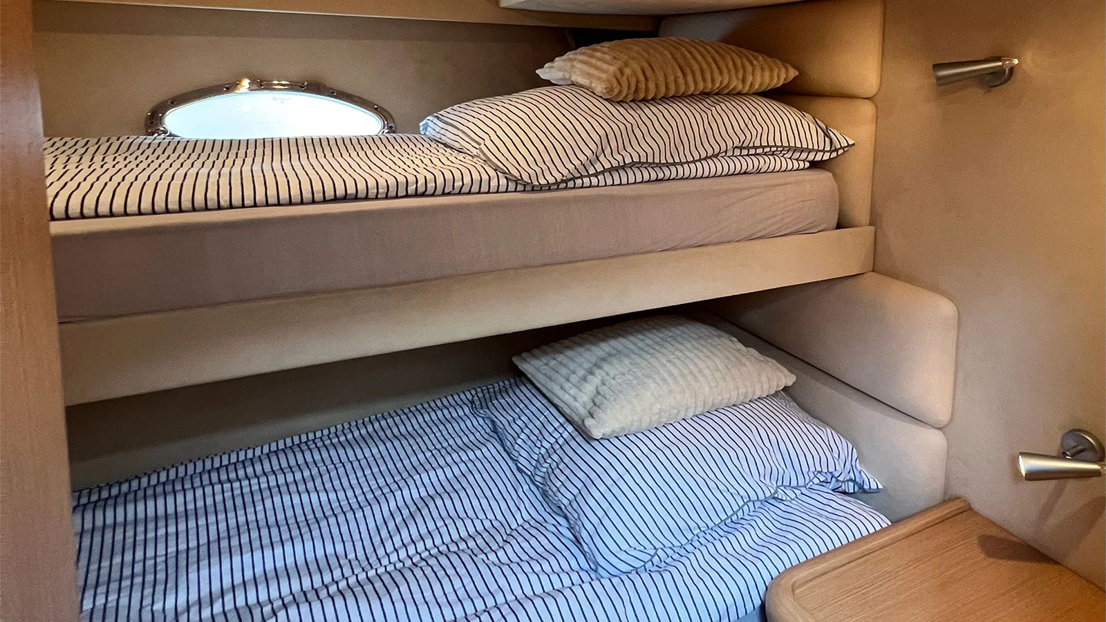 2009 Sunseeker Manhattan 52