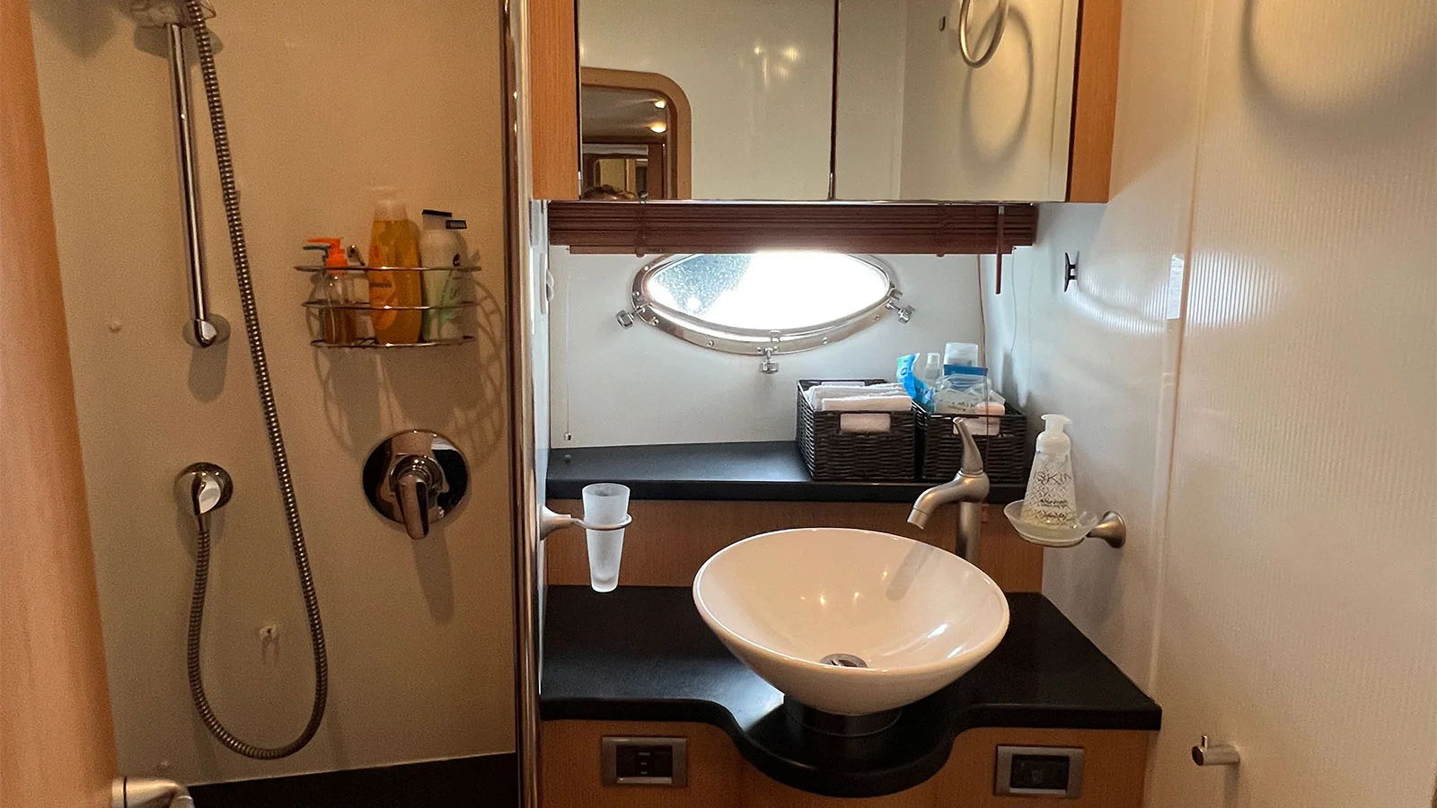 2009 Sunseeker Manhattan 52