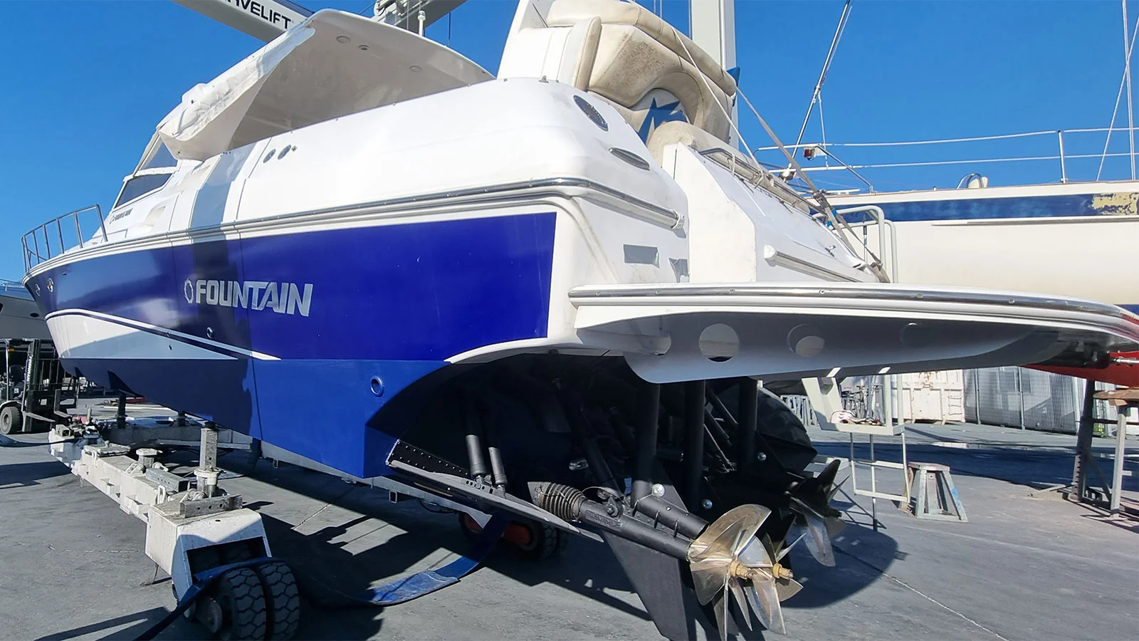 2006 Fountain 48 Express Cruiser