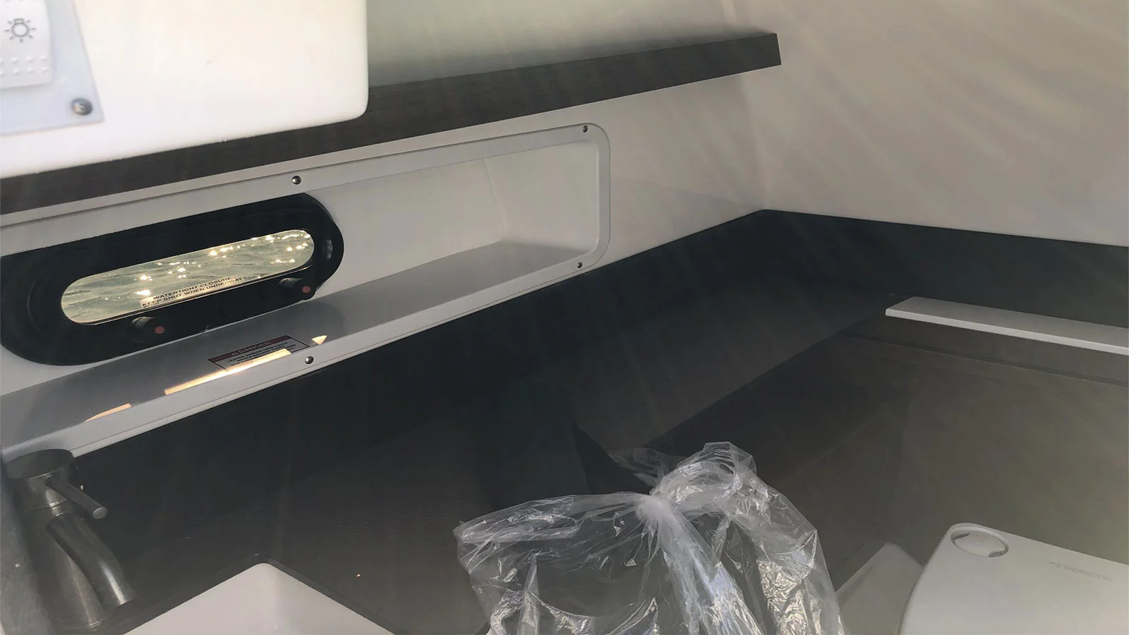 2018 Sea Ray SDX 290 Outboard