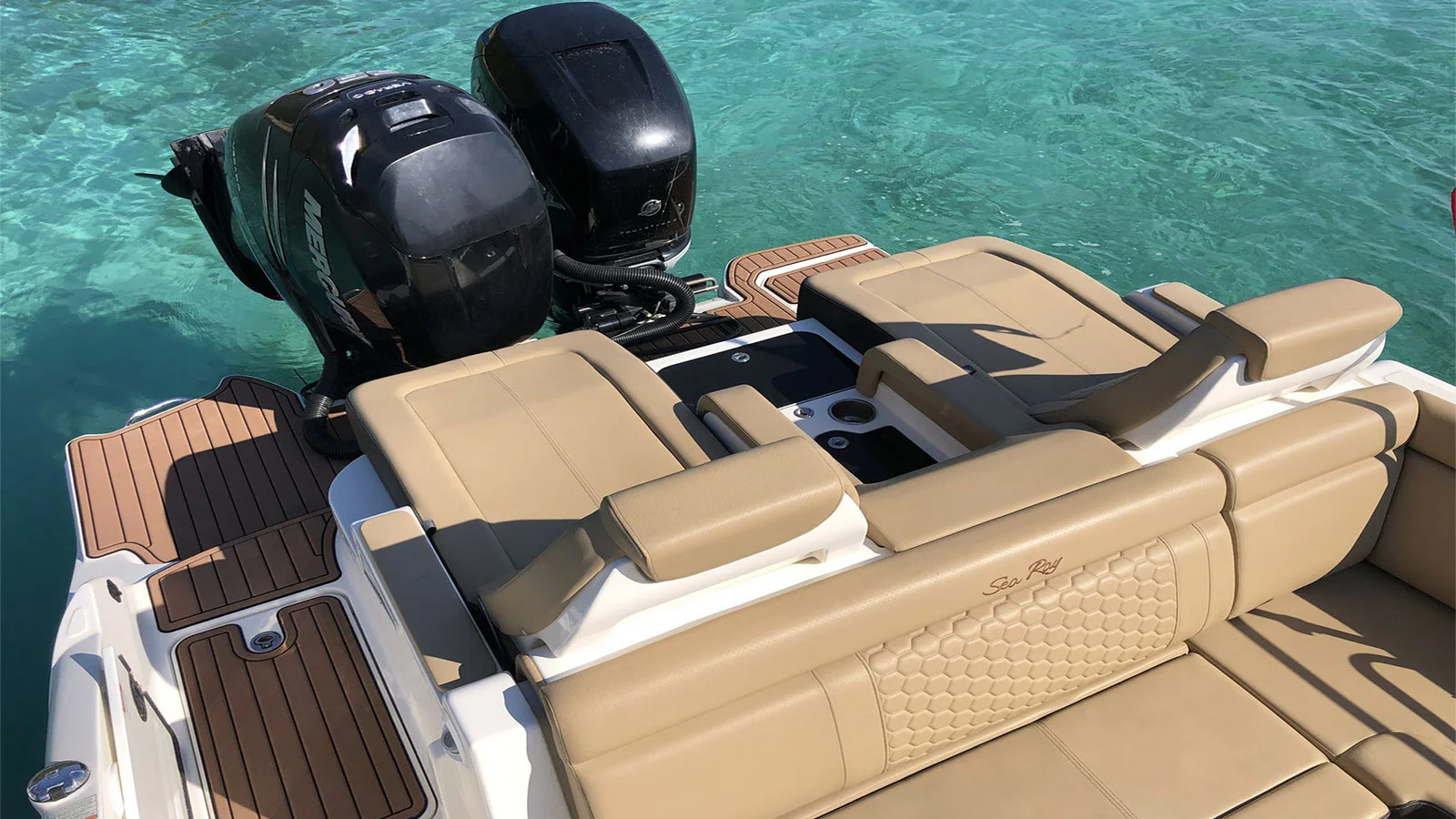 2018 Sea Ray SDX 290 Outboard