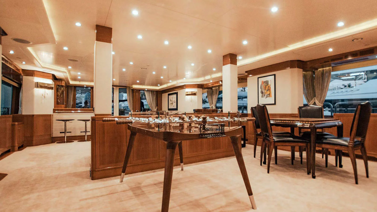 2010 Benetti Vision 145