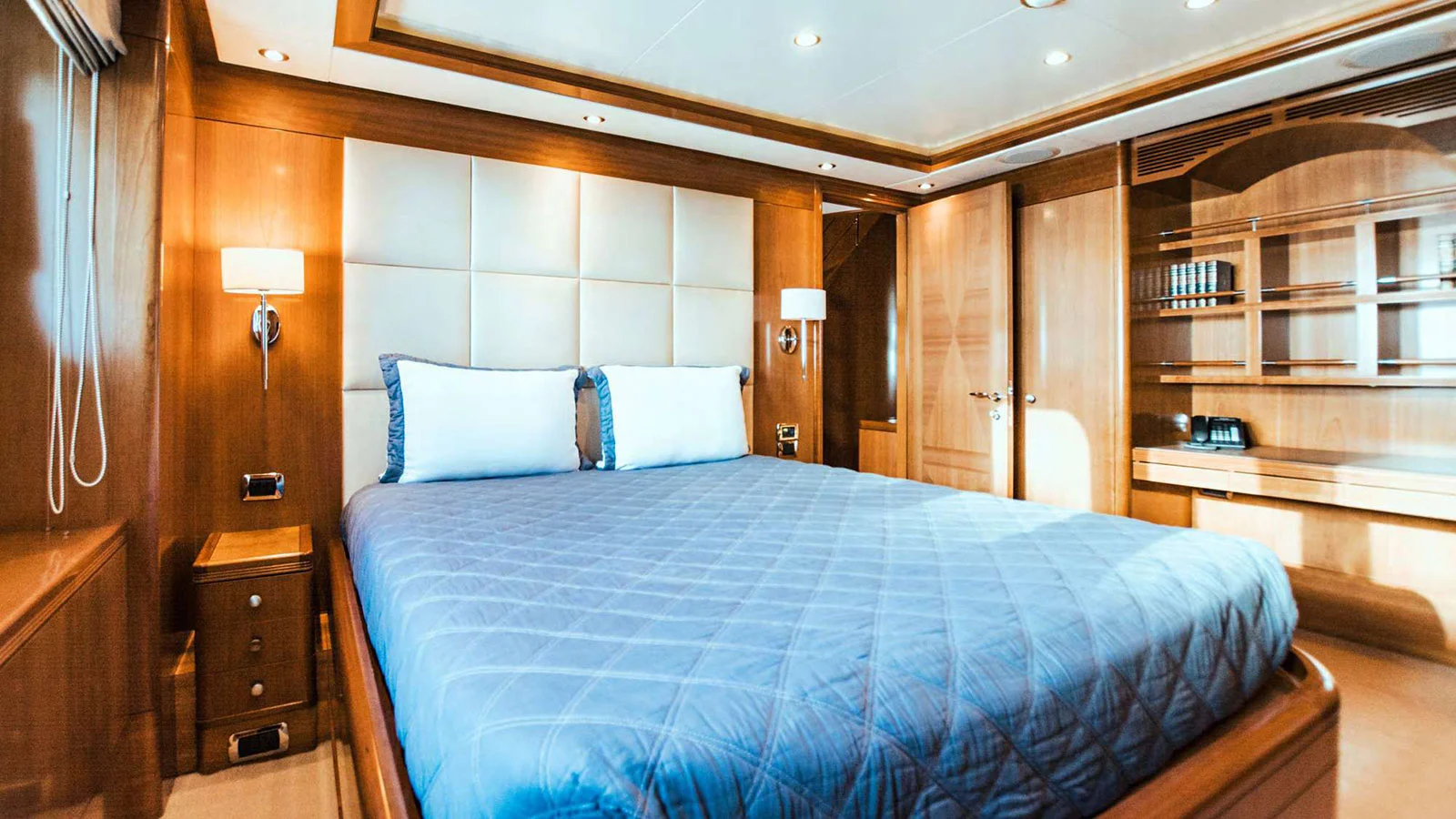 2010 Benetti Vision 145