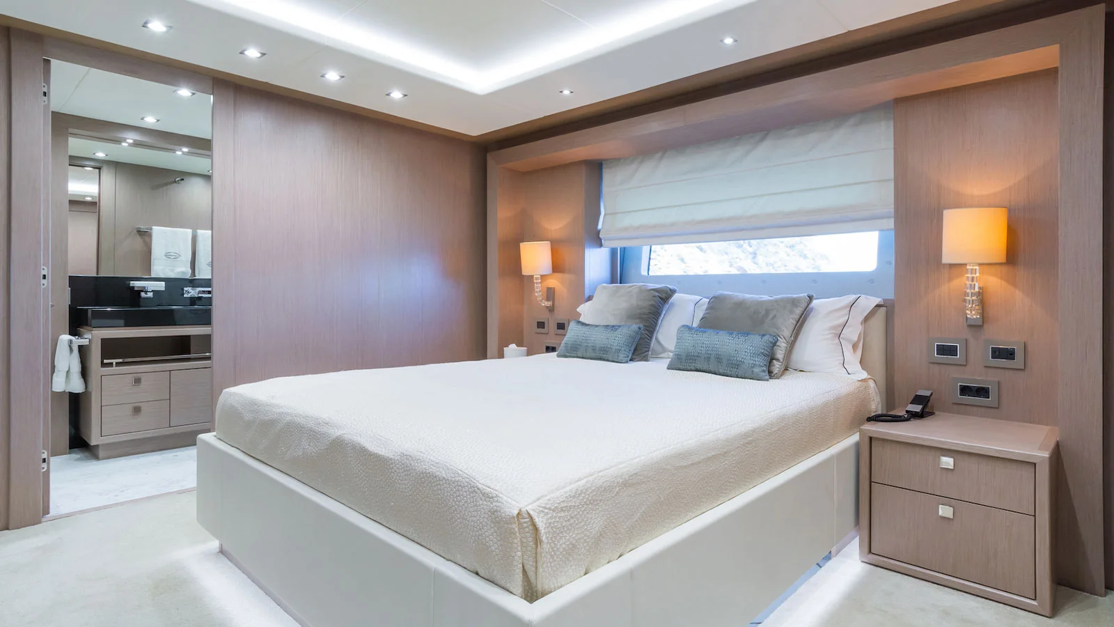 2017 Sunseeker 116 Sport Yacht