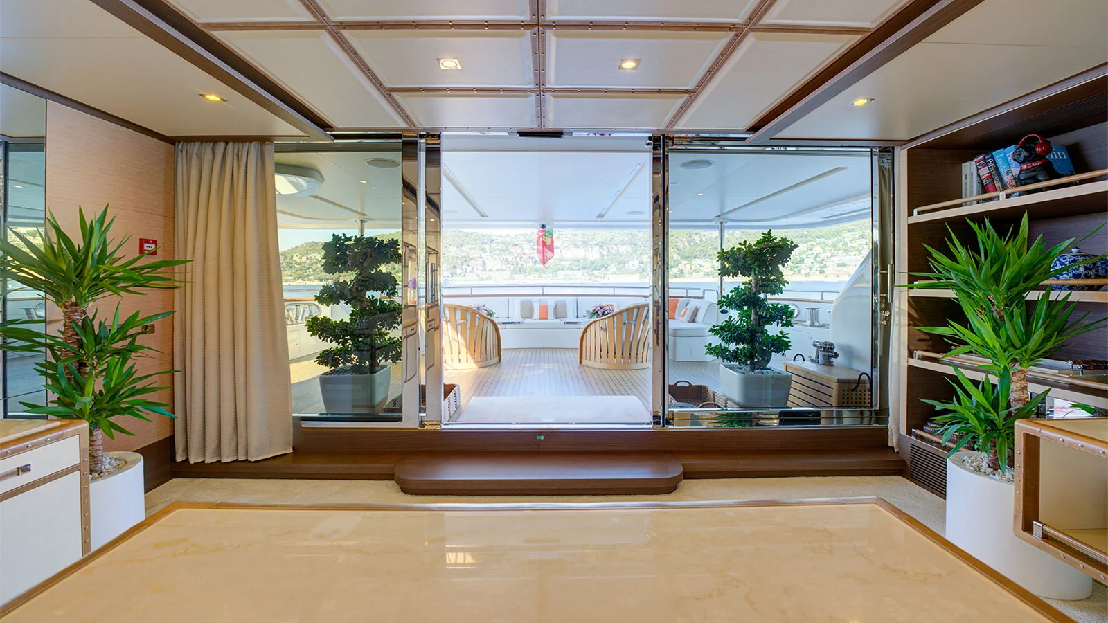 2014 Benetti Crystal 140
