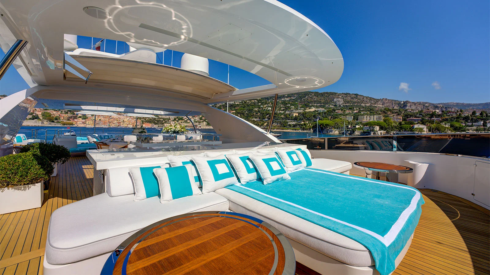 2014 Benetti Crystal 140