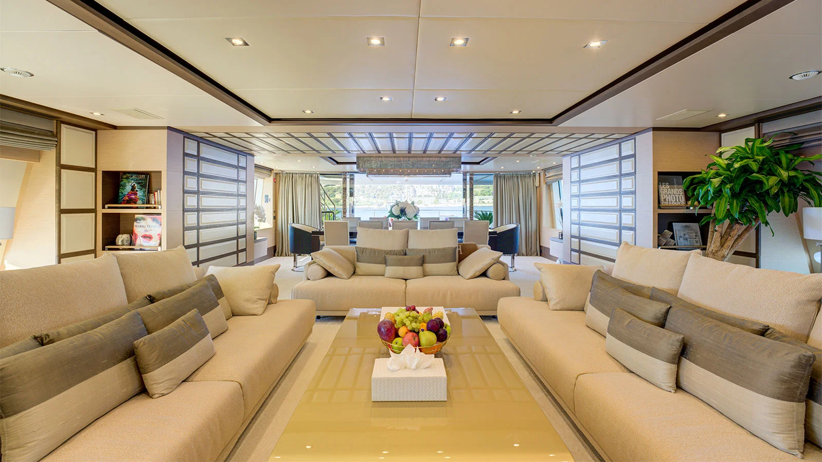 2014 Benetti Crystal 140