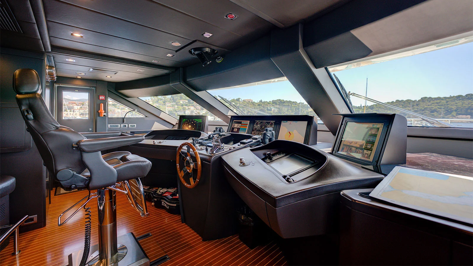 2014 Benetti Crystal 140