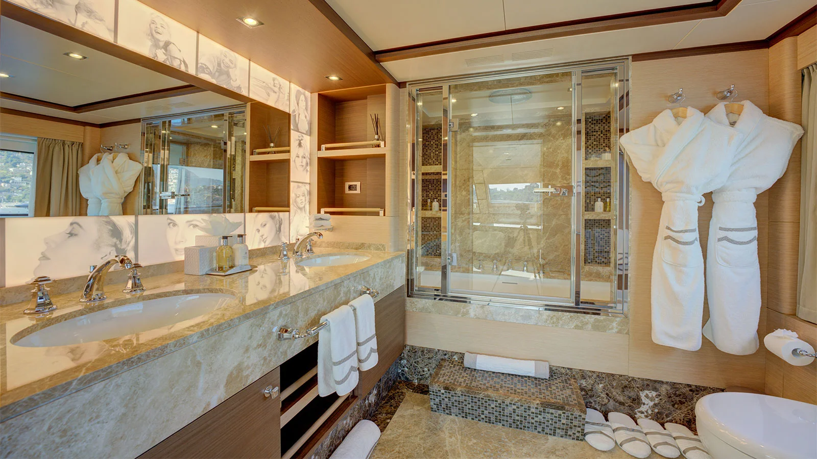 2014 Benetti Crystal 140