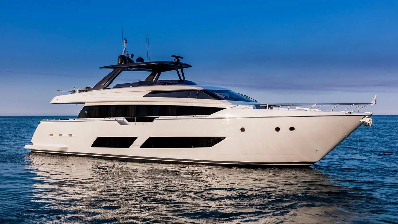 2022 Ferretti 850