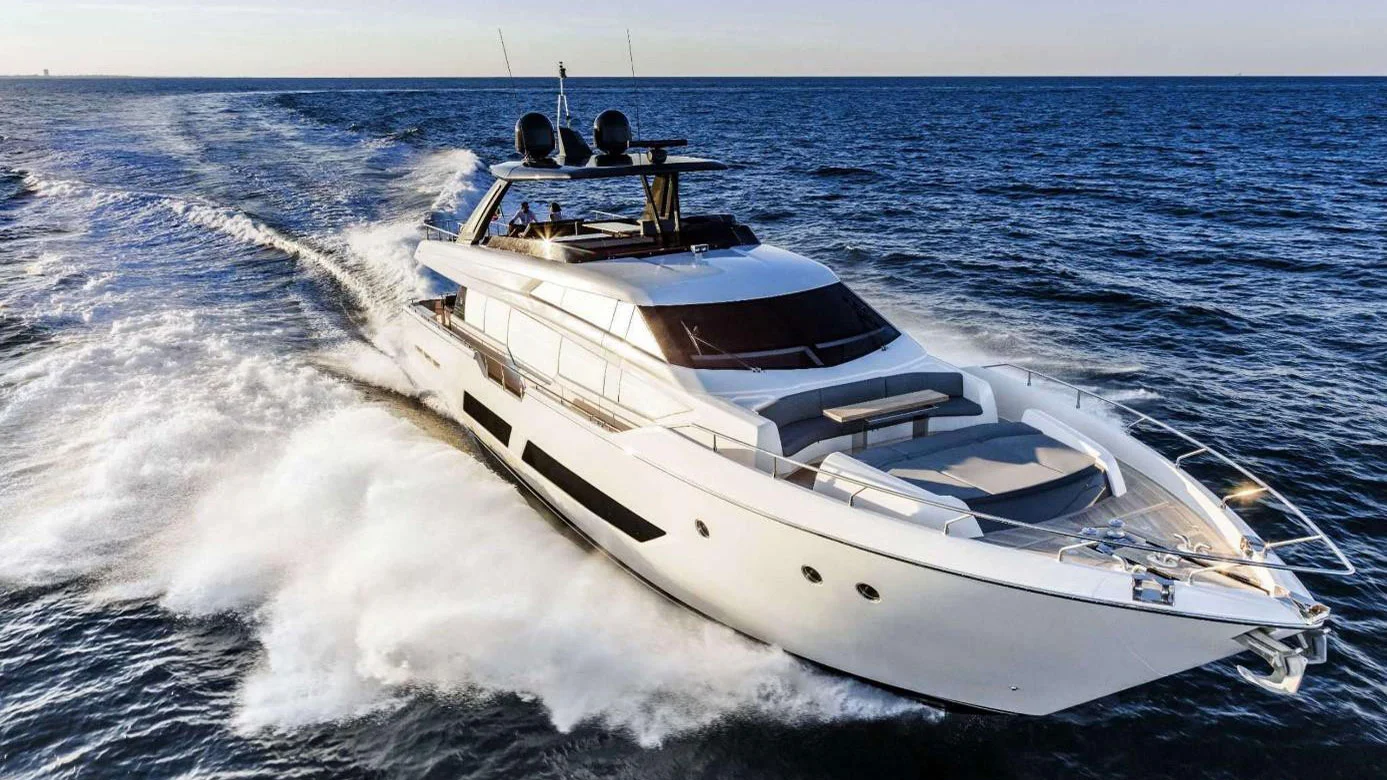 2022 Ferretti 850