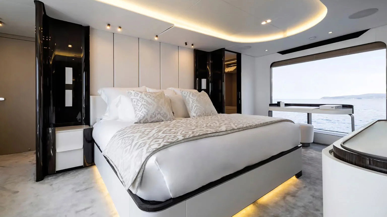 2020 Azimut Grande 32M