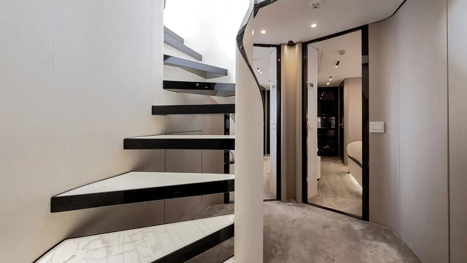 2020 Azimut Grande 32M