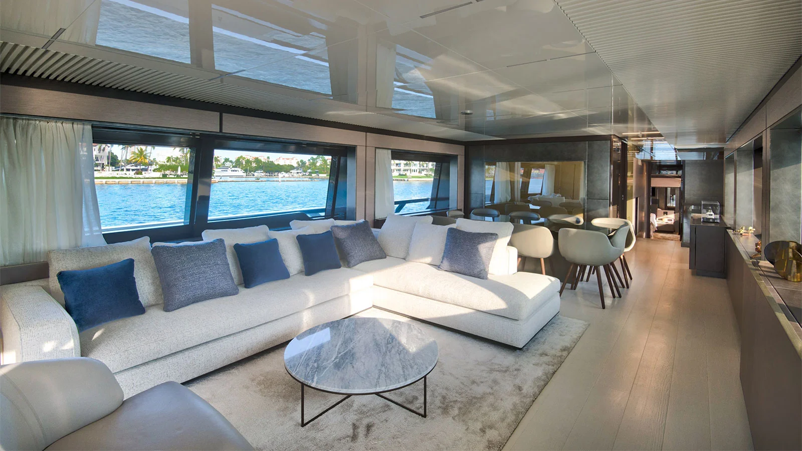 2019 Ferretti 920