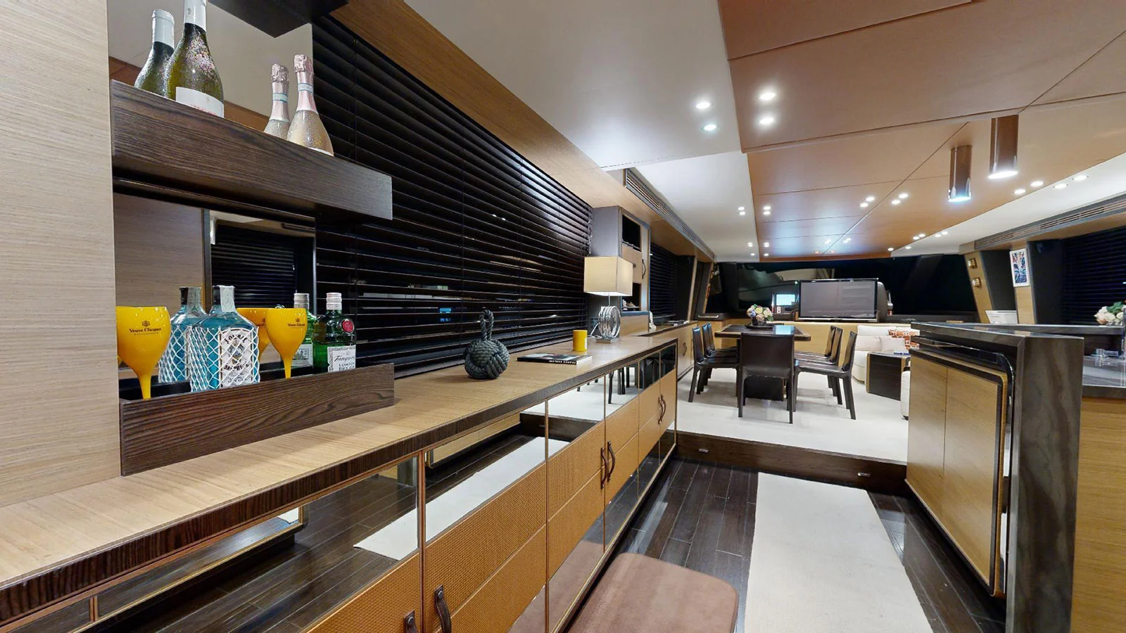 2013 Azimut Magellano 76