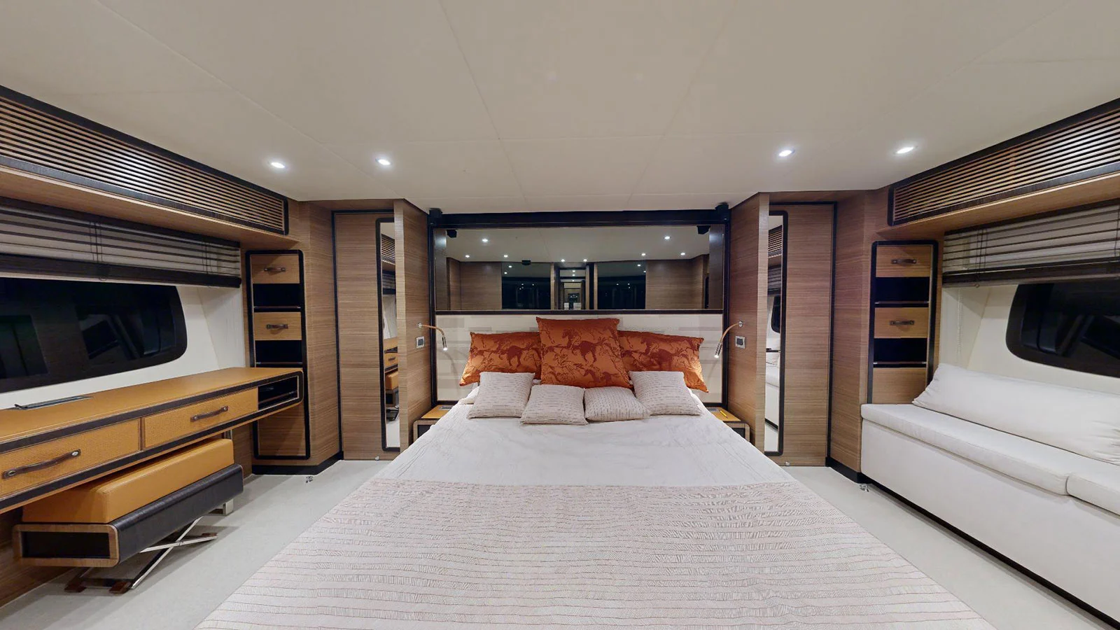 2013 Azimut Magellano 76