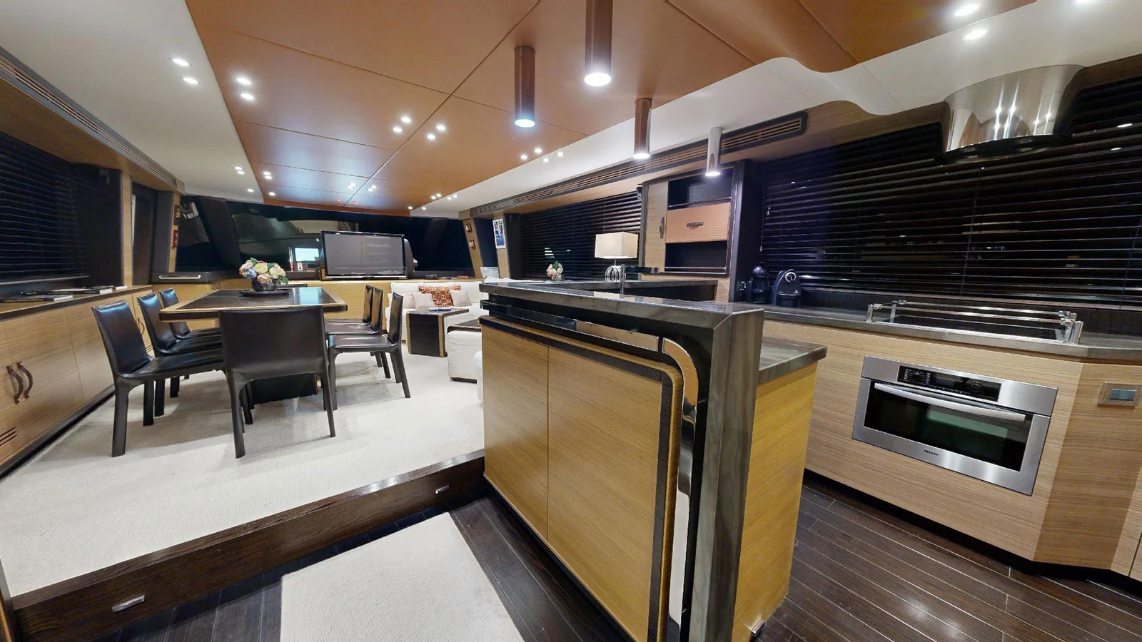 2013 Azimut Magellano 76