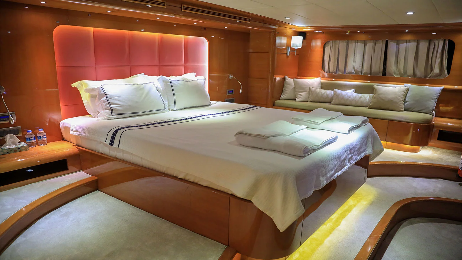 2013 Custom Motor Sailor 121