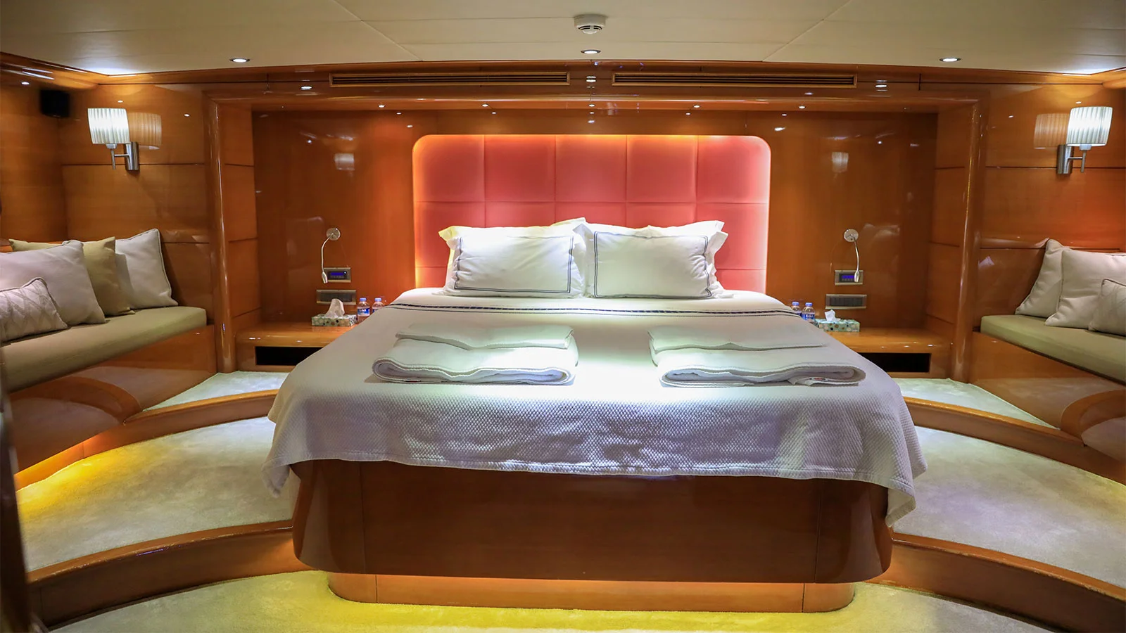 2013 Custom Motor Sailor 121