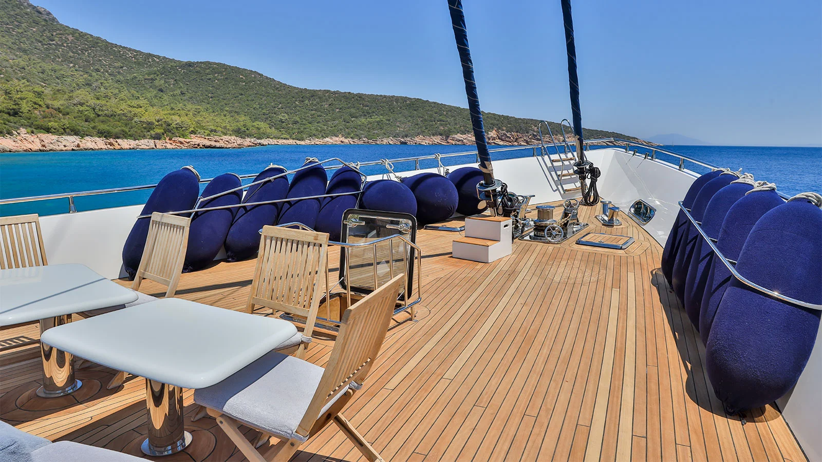 2013 Custom Motor Sailor 121