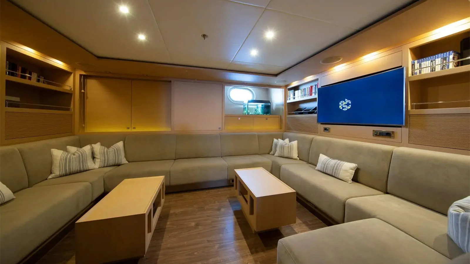 2012 Feadship 225