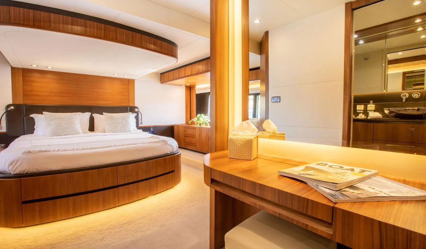 2016 Absolute Navetta 58