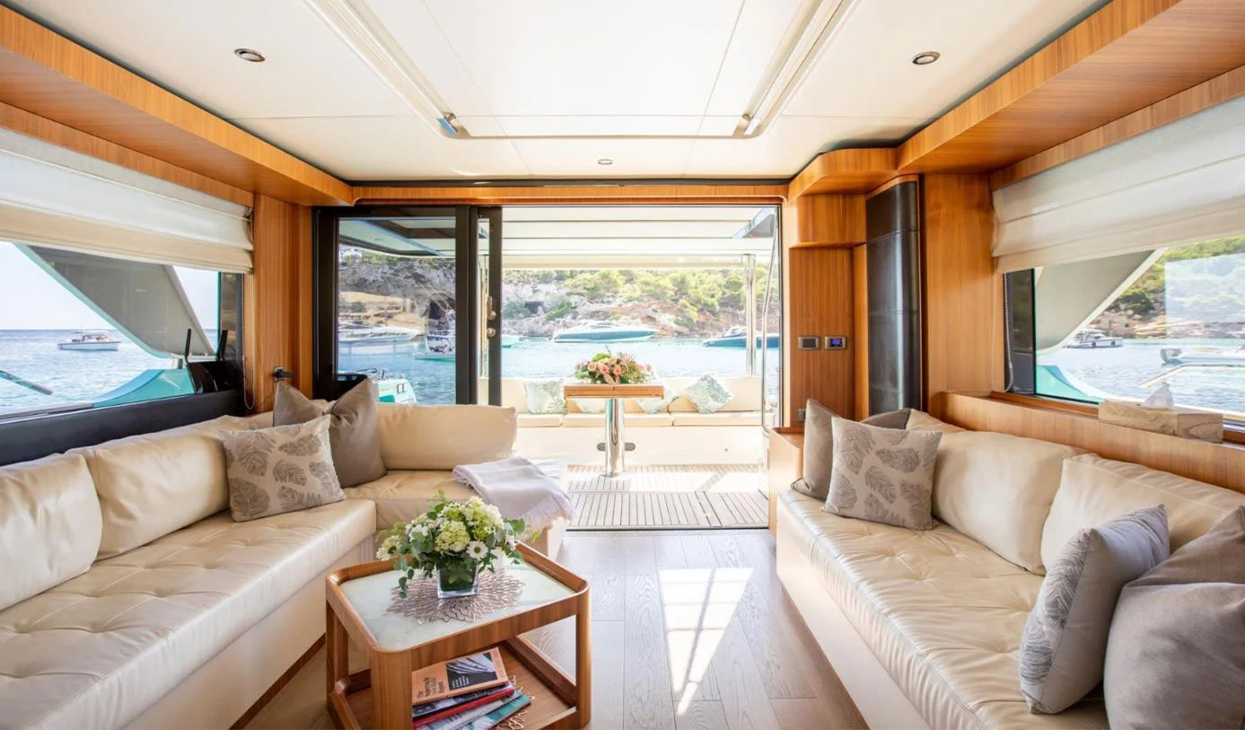 2016 Absolute Navetta 58