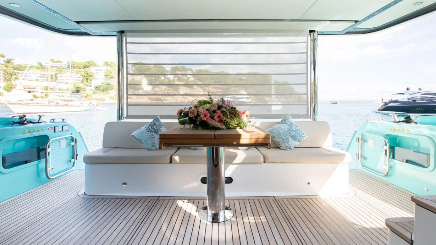 2016 Absolute Navetta 58