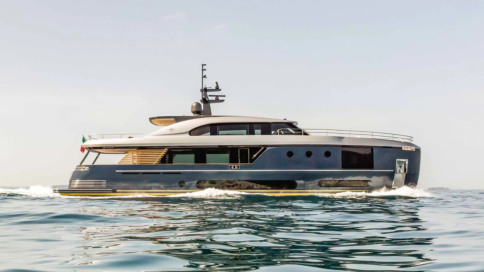 2023 Azimut Magellano 30M