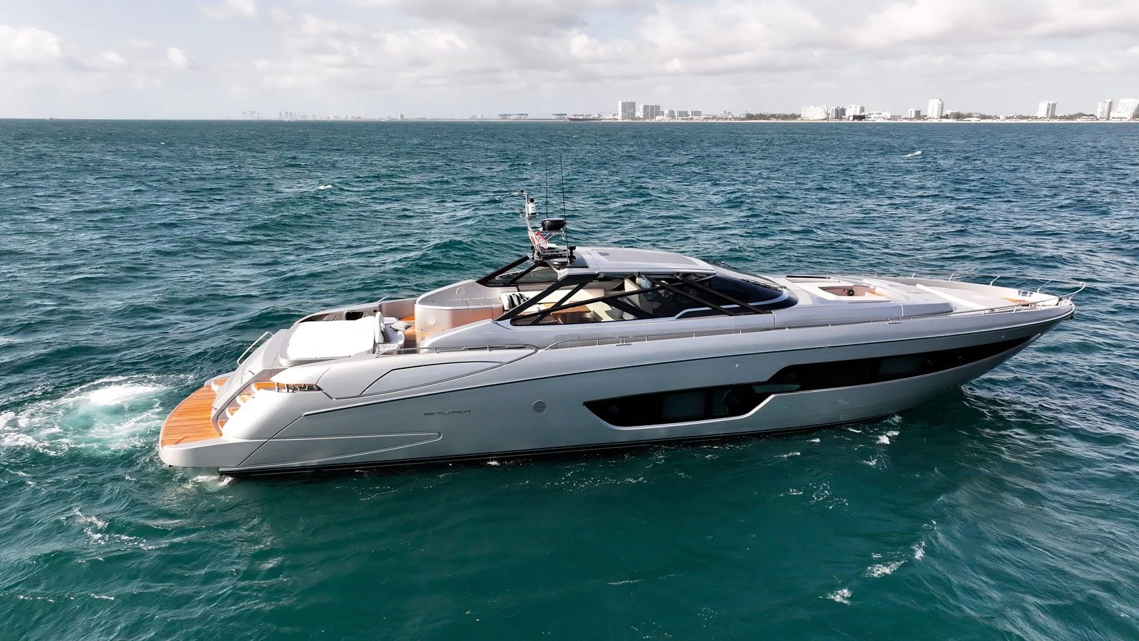 2017 Riva 88 Folgore