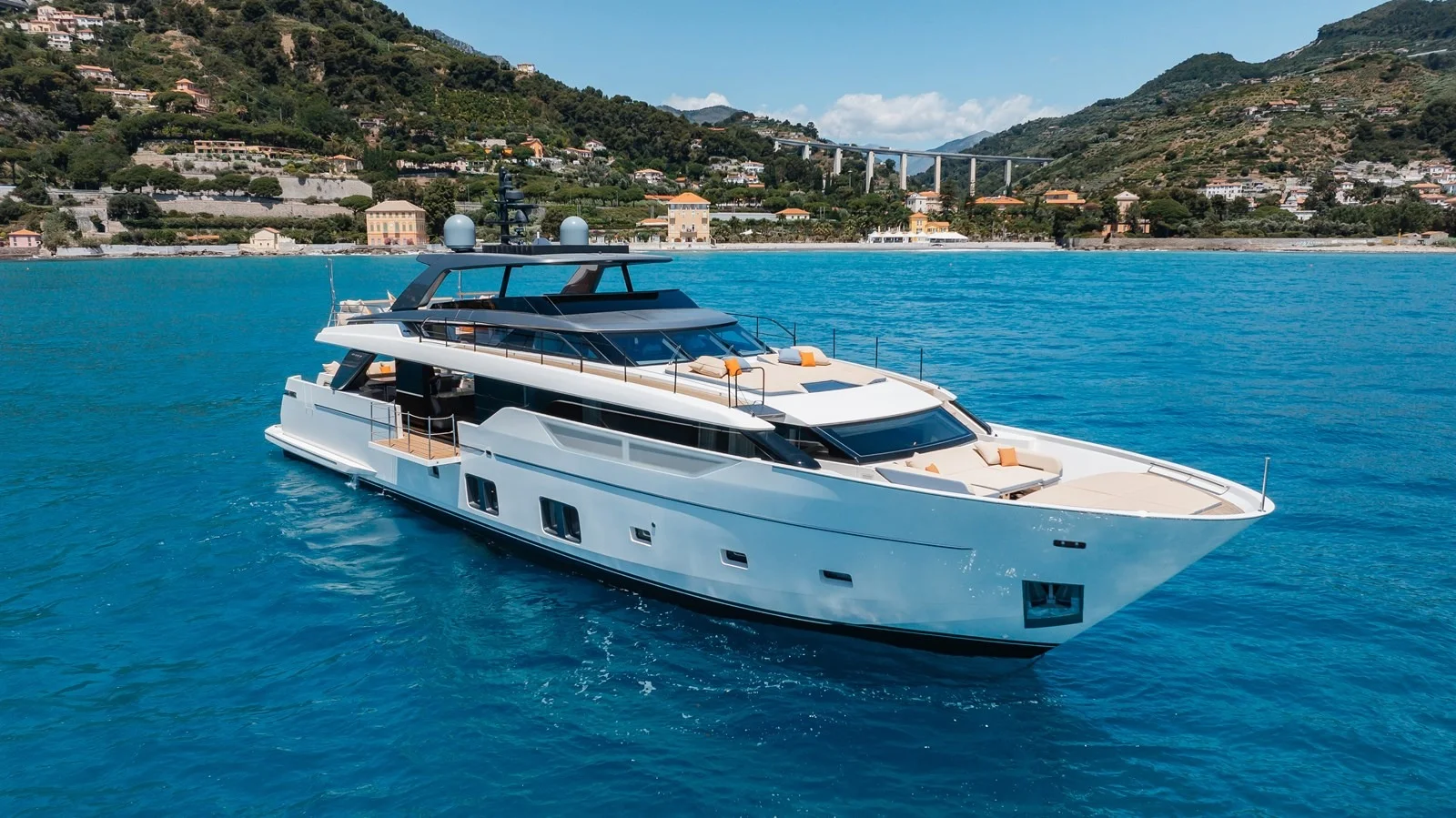 2022 Sanlorenzo SL106A