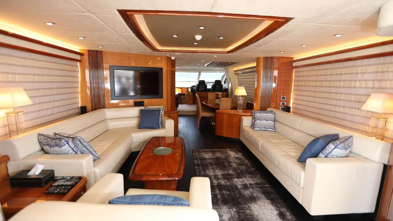 2006 Sunseeker 82 Yacht