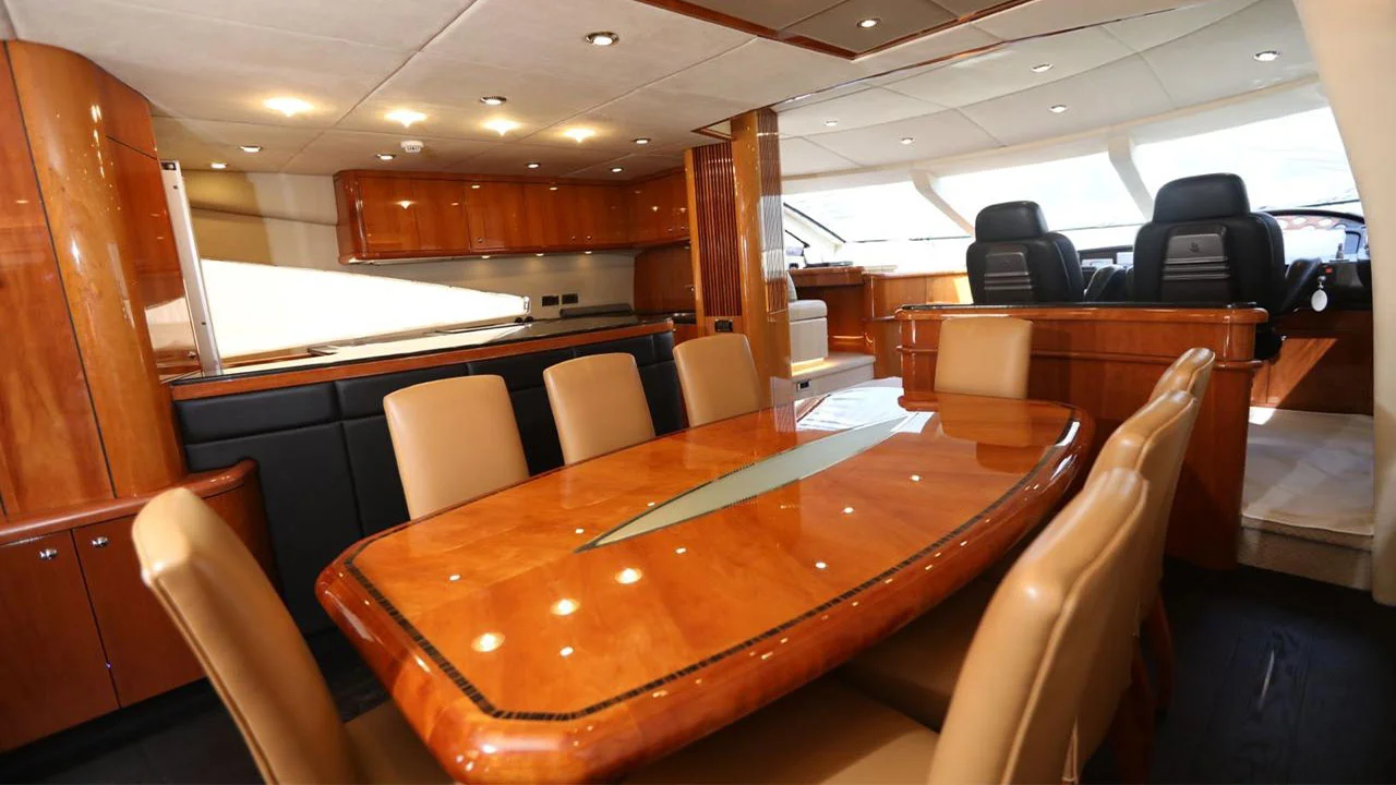 2006 Sunseeker 82 Yacht