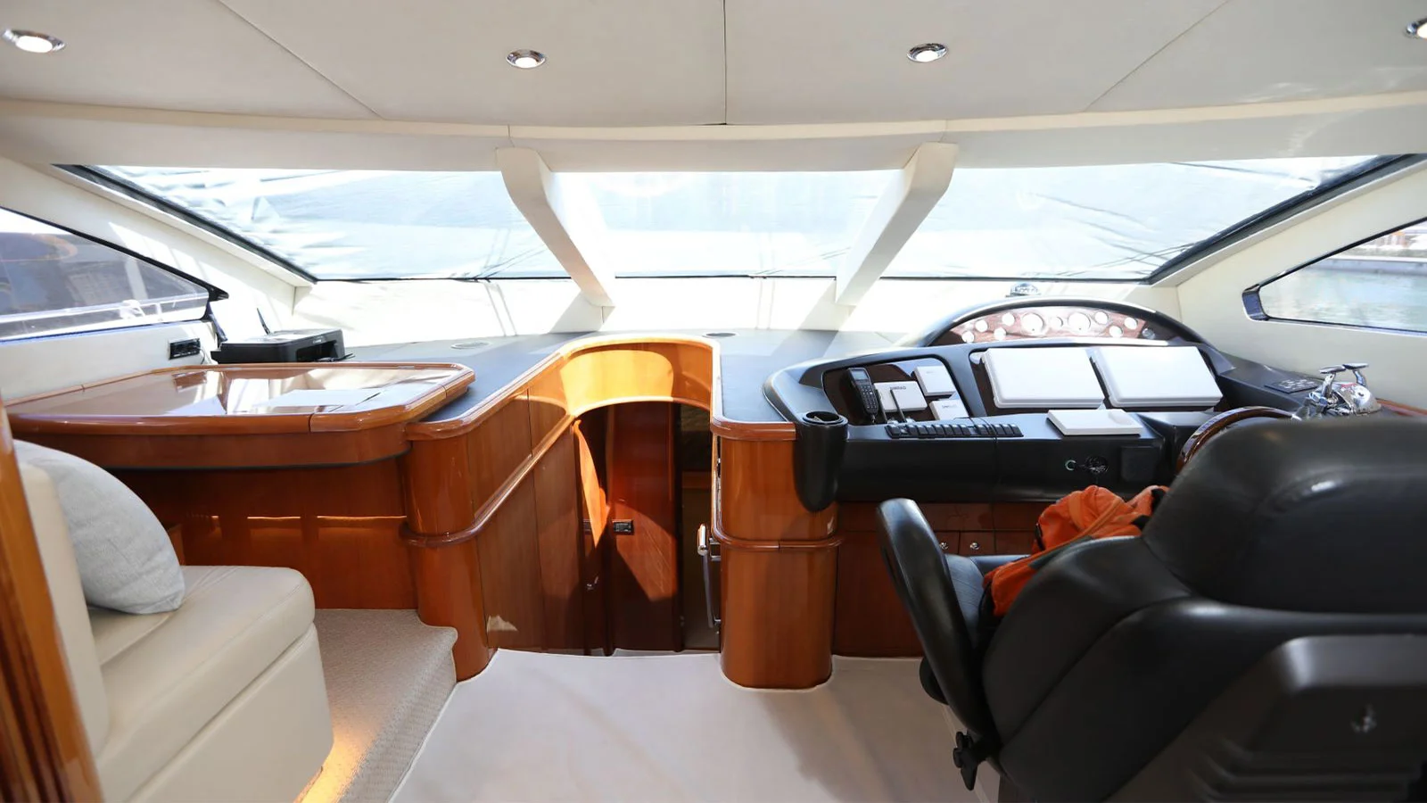 2006 Sunseeker 82 Yacht