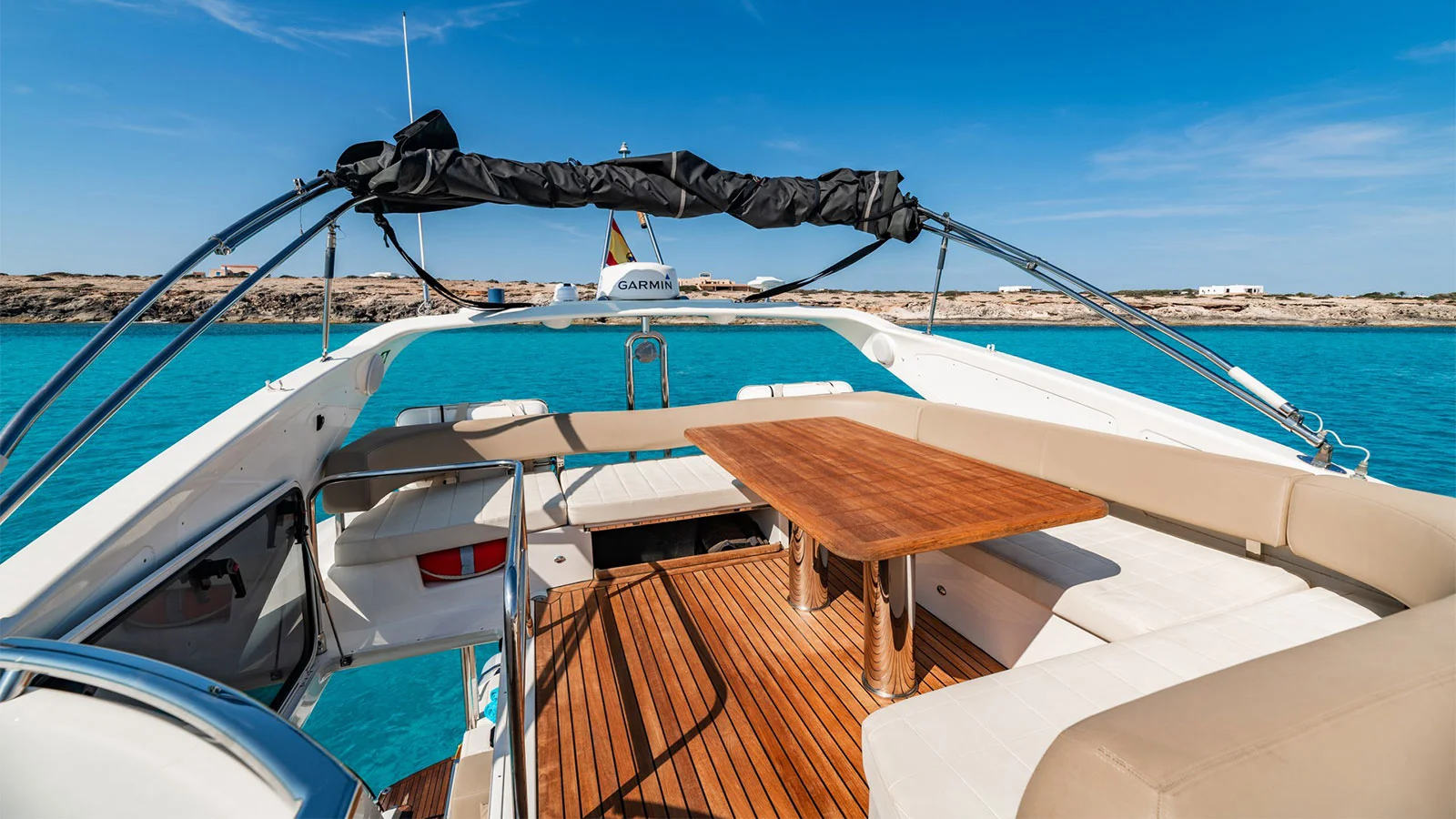 2017 Absolute 52 Fly