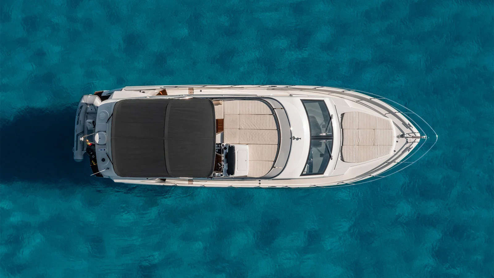 2017 Absolute 52 Fly