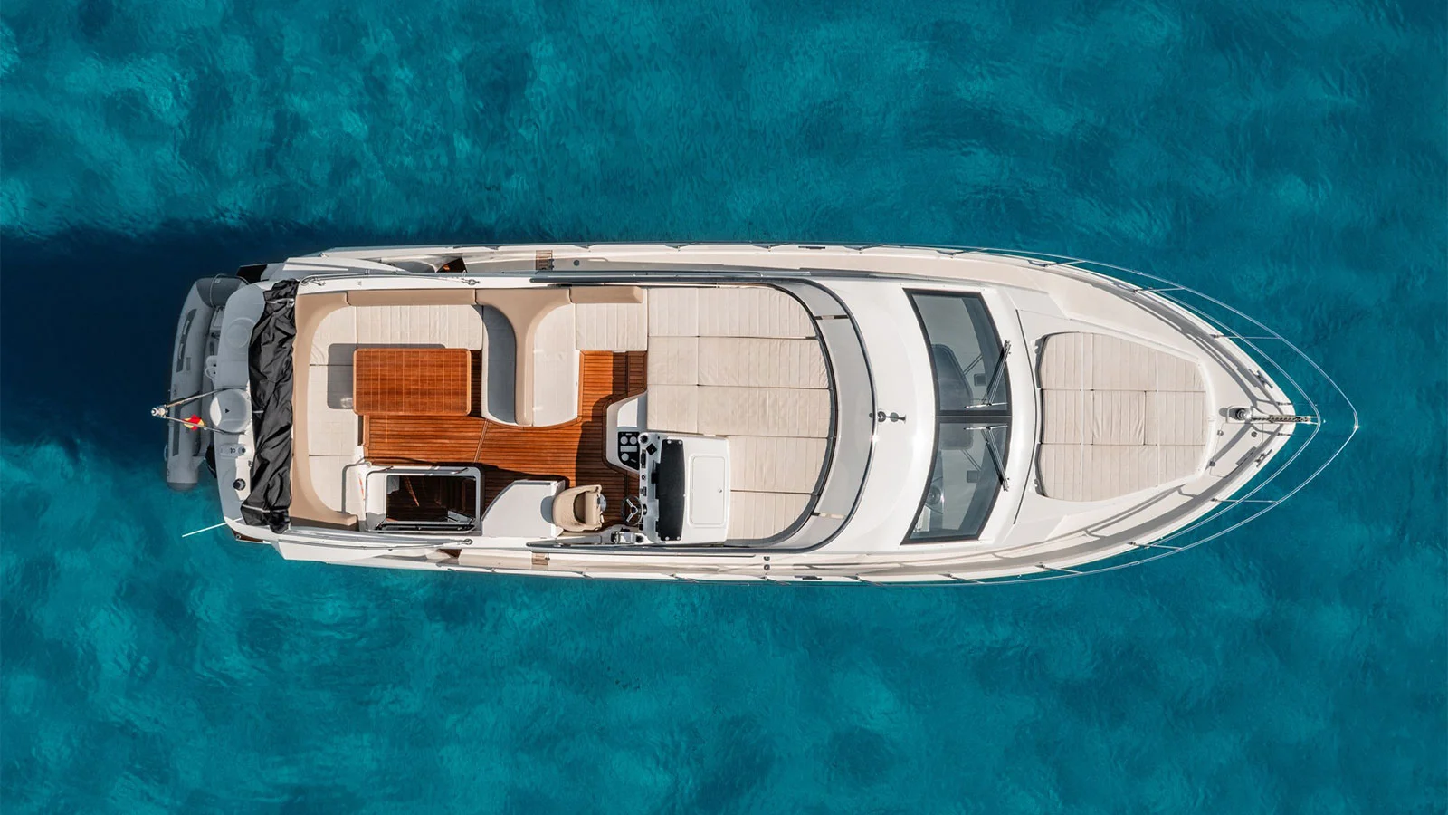 2017 Absolute 52 Fly