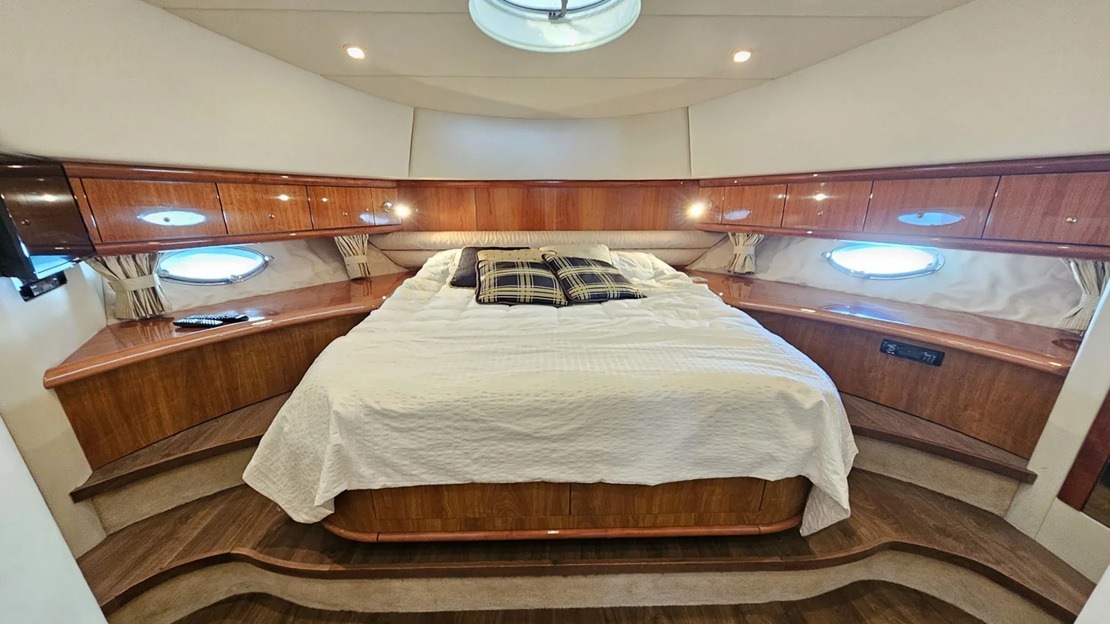 2001 Sunseeker Manhattan 74