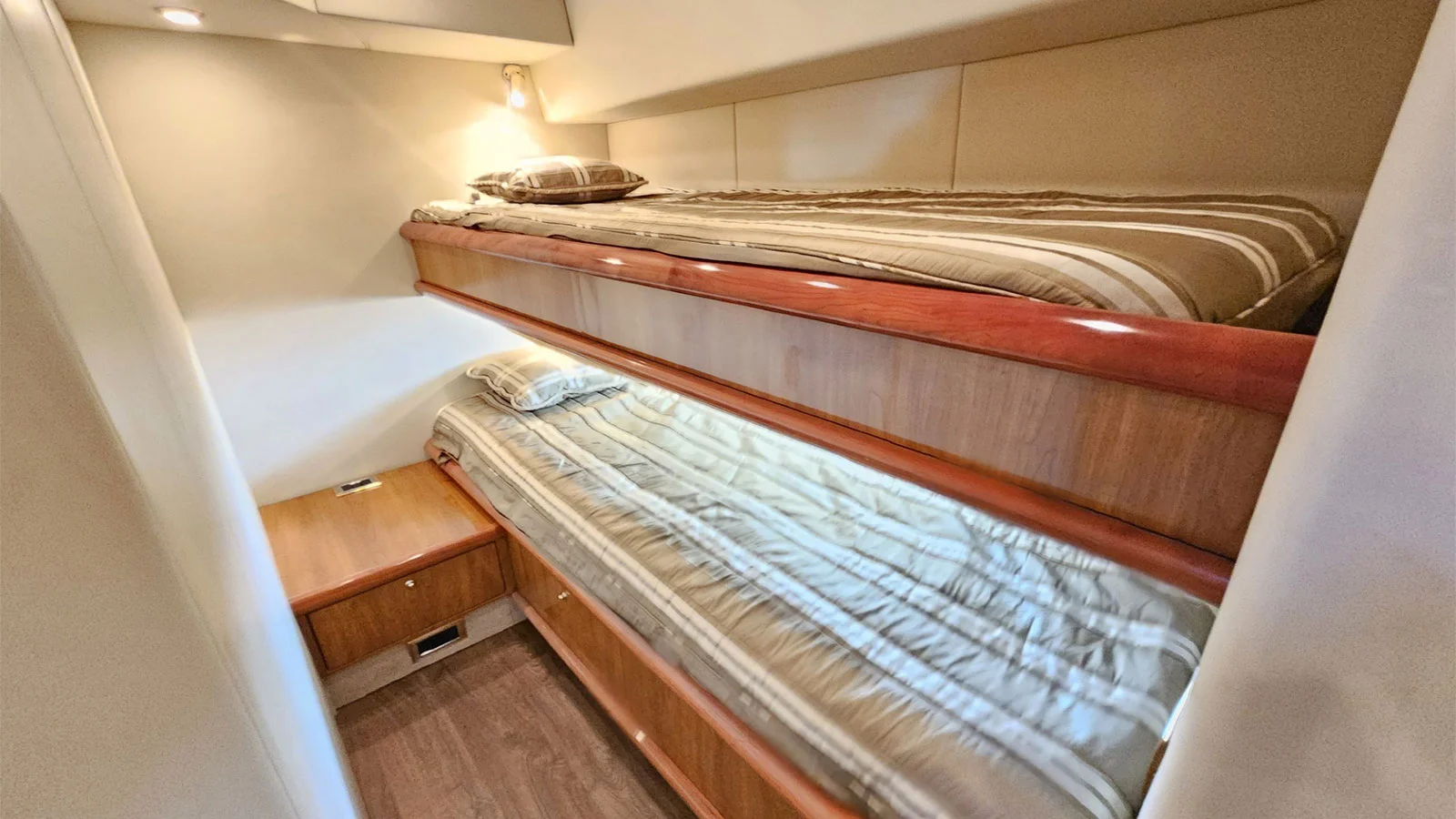 2001 Sunseeker Manhattan 74