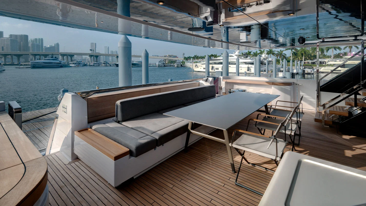 2023 Custom Line 106