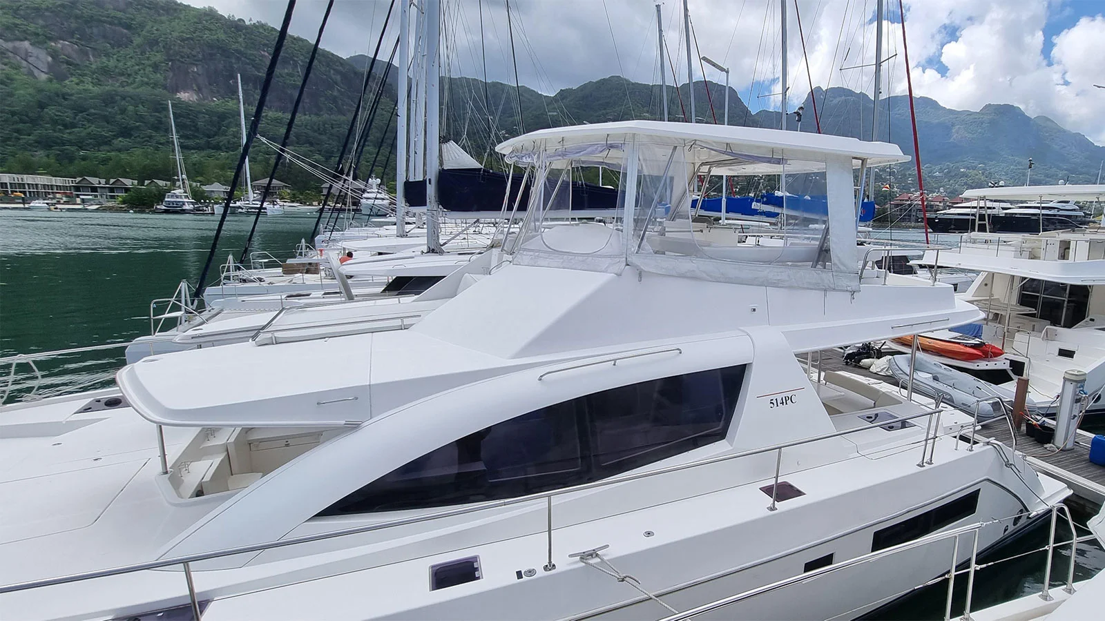 2016 Leopard 51 Powercat